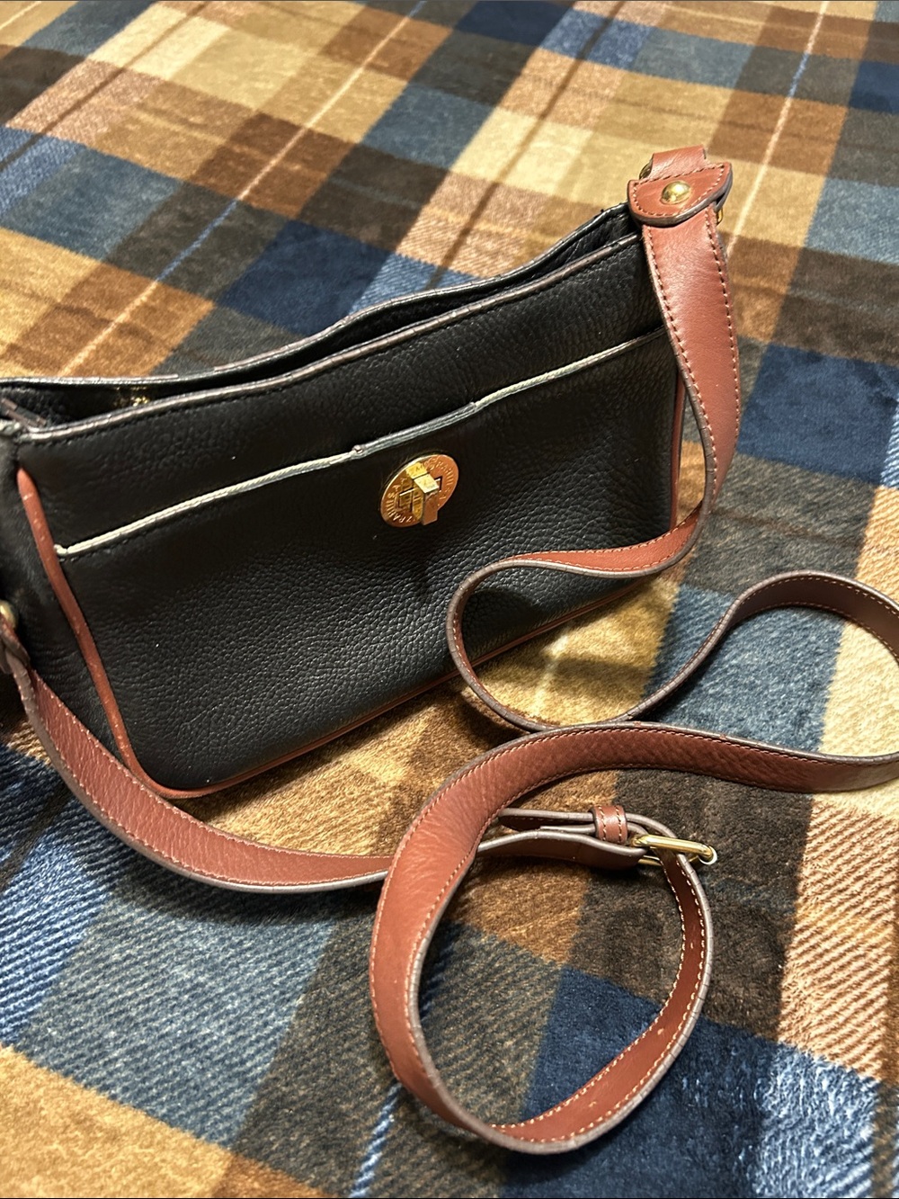 Isaac Mizrahi Black Leather Crossbody with Brown Trim